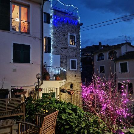 La Torretta Di Piero Con Terrazzi E Parcheggio Privato Citra Zero Zero Ottanta 31Lst0282 Lejlighed Imperia Eksteriør billede